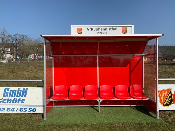 New spare player benches for VfR Johannisthal